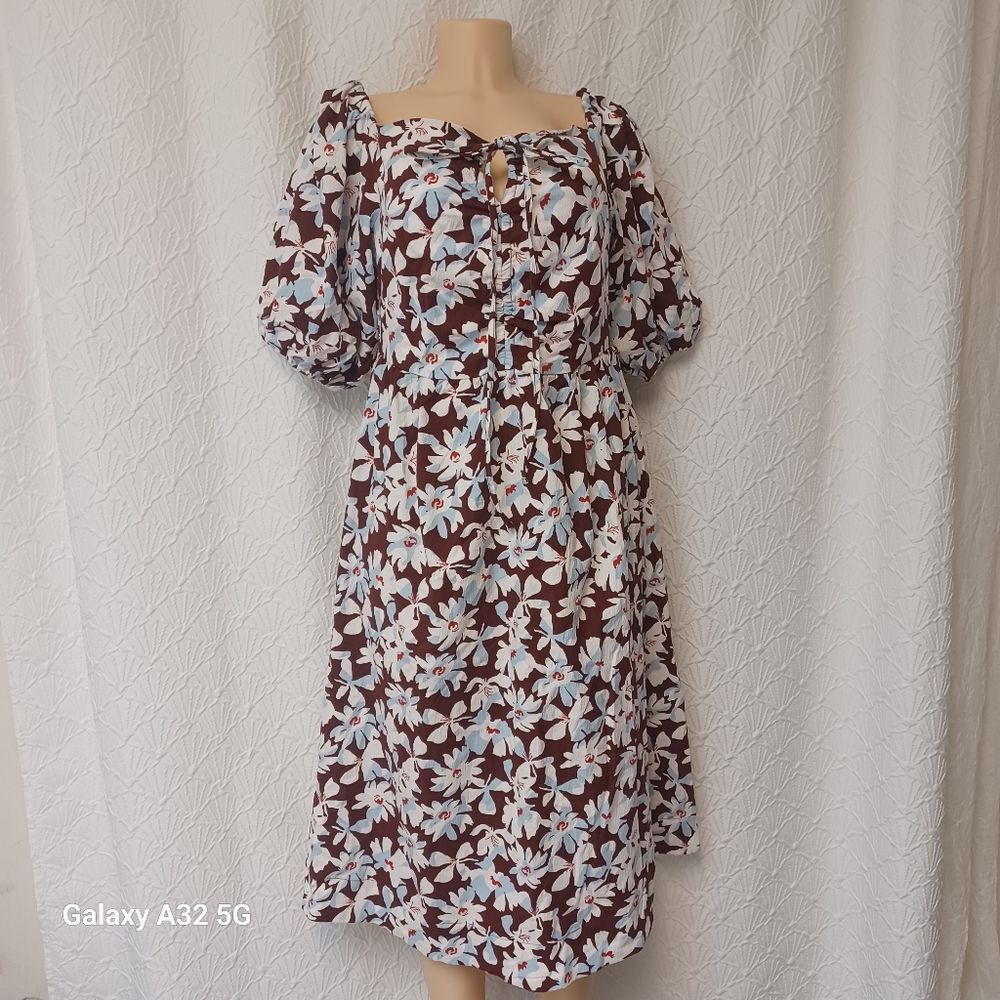 New Free Assembly Size M Floral Brown and White Dress